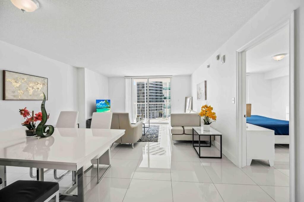 Luxurious 1 Bed Apartment In Brickell • Ocean View ميامي المظهر الخارجي الصورة